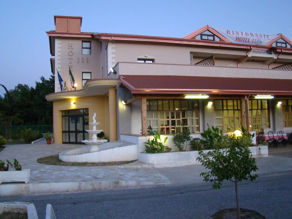Hotel Ristorante111 Villapiana Exterior photo